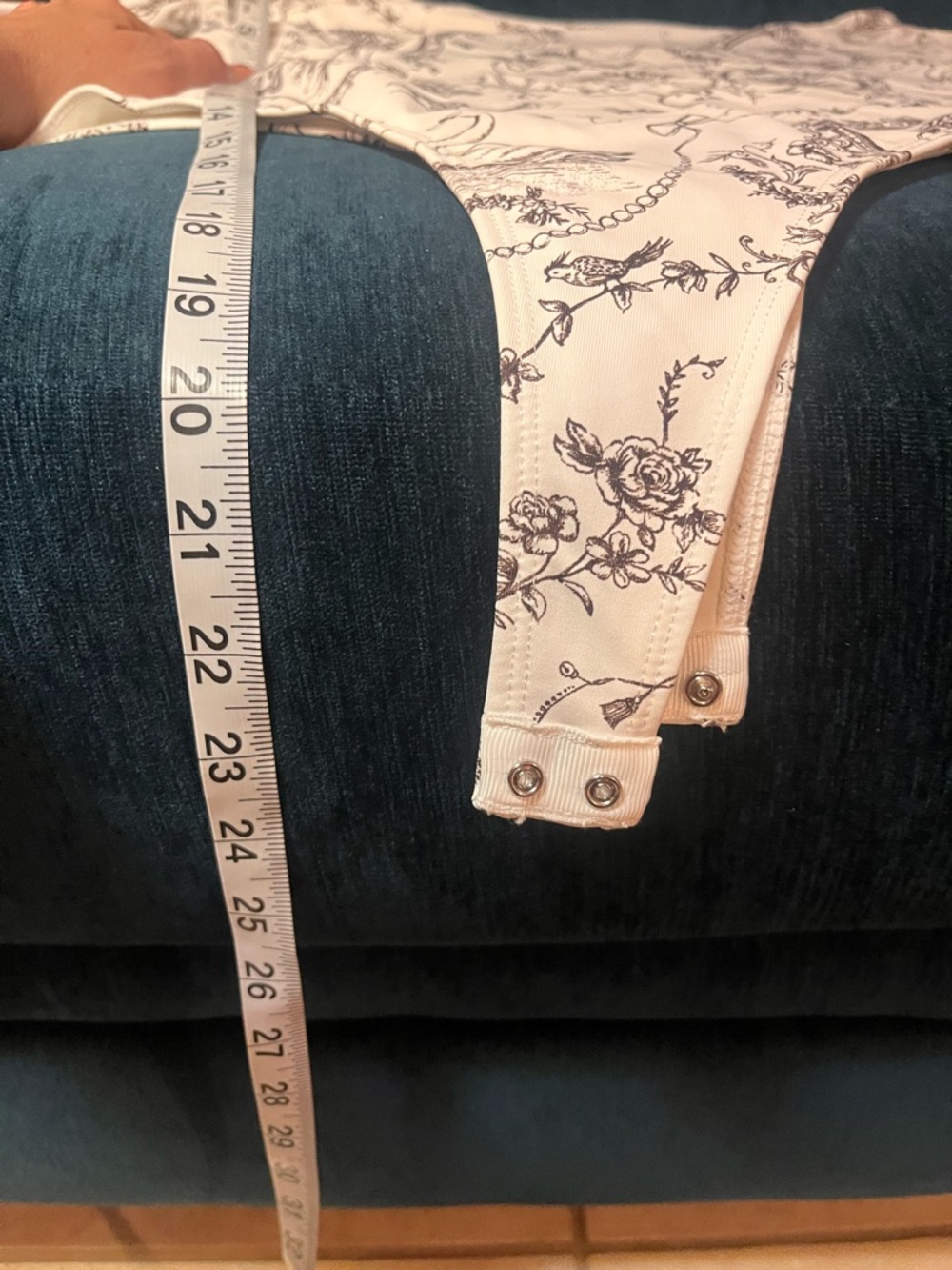 Francesca's Collections Ivory & Chocolate Toile Square-Neck Long-Sleeve Bodysuit - Picture 10 of 11